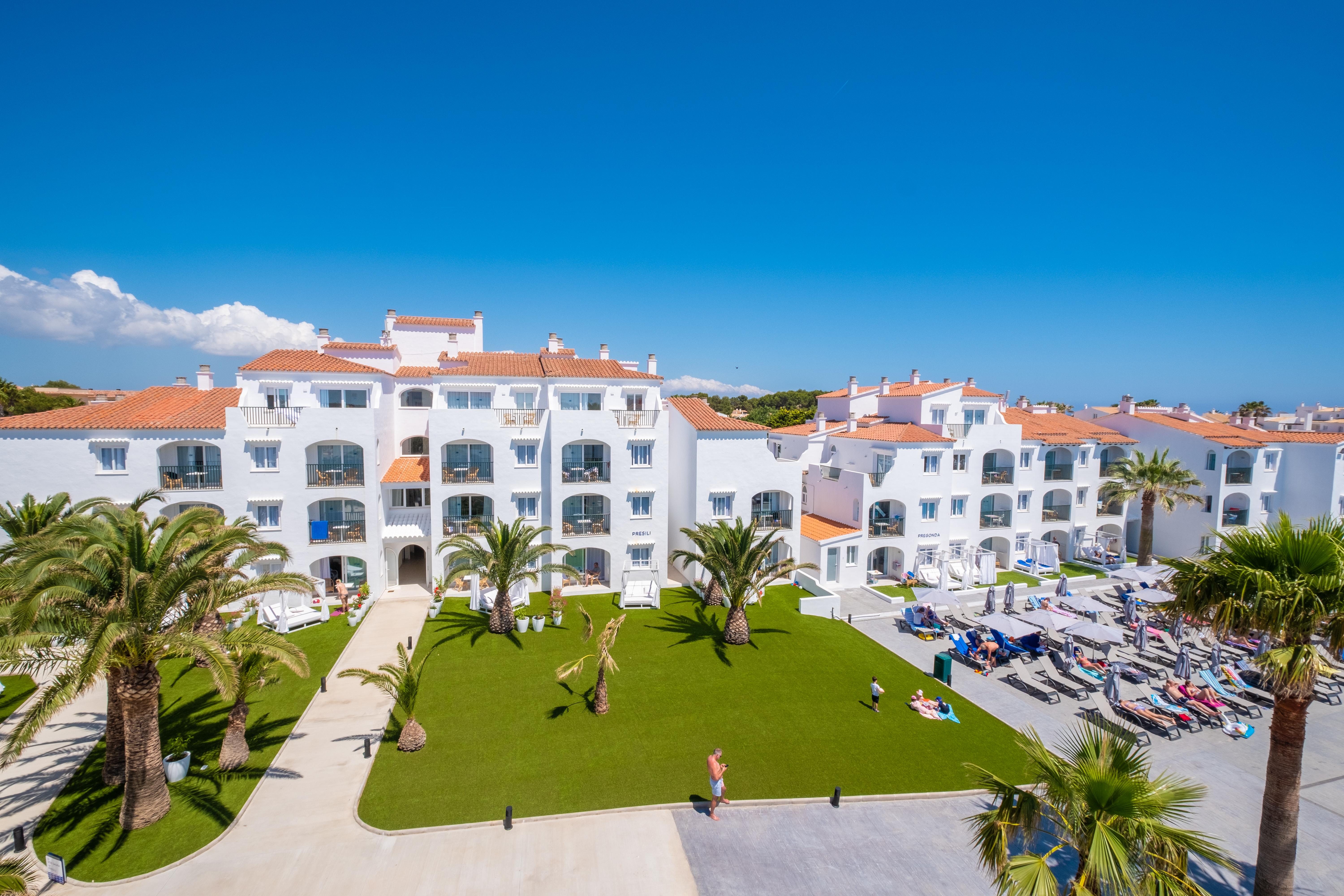 Fergus Style Carema 4* Cala'N Bosch (Menorca)