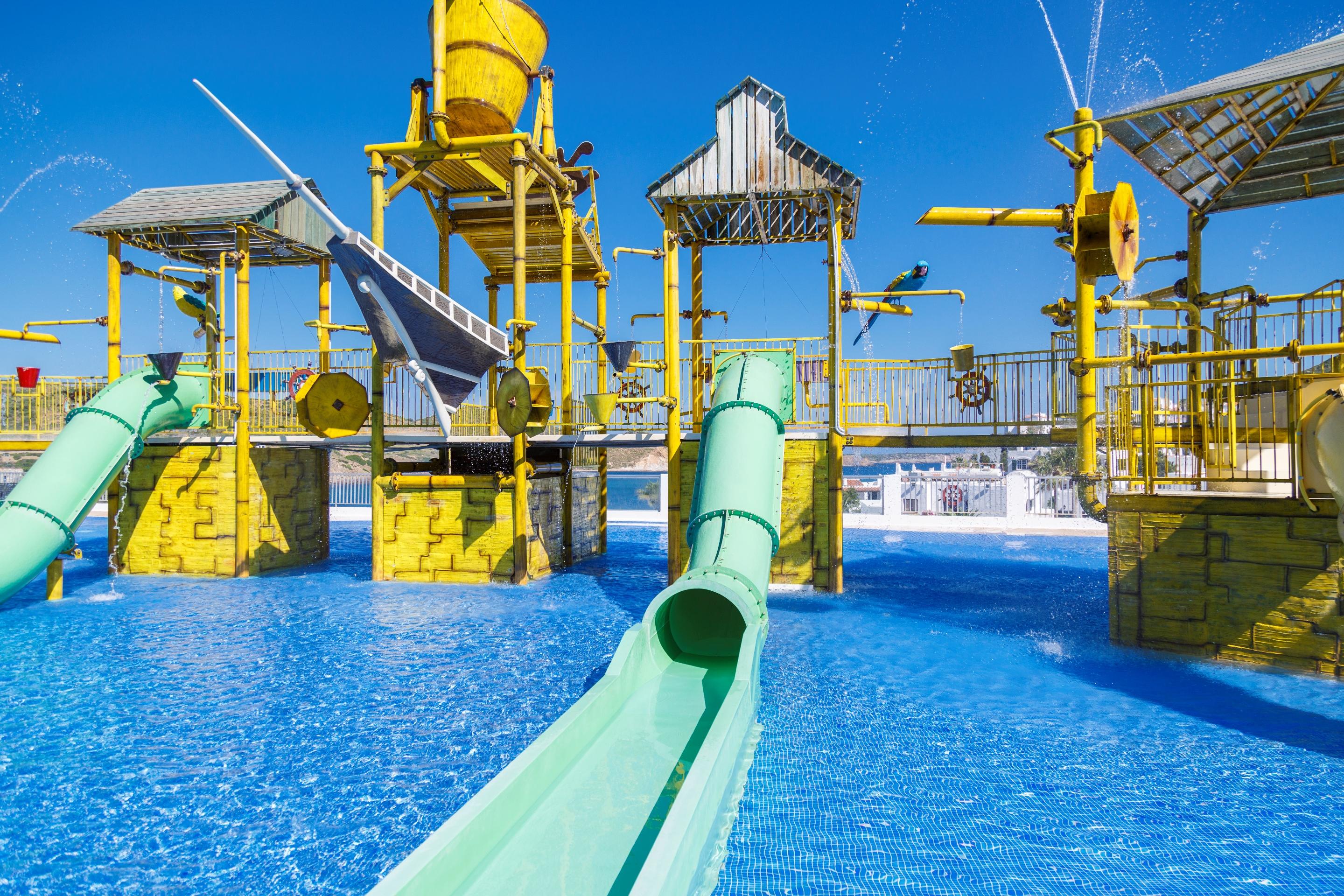 Fergus Club Carema Splash Aparthotel