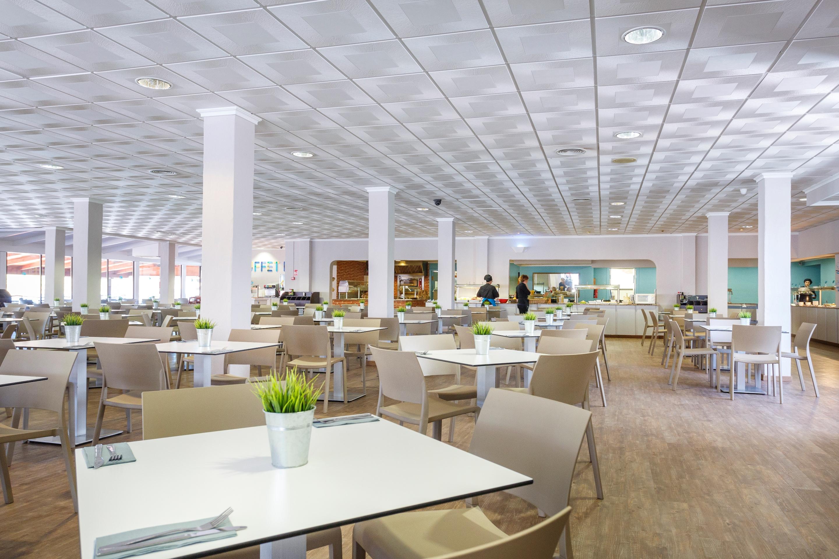 Aparthotel Fergus Club Carema Splash