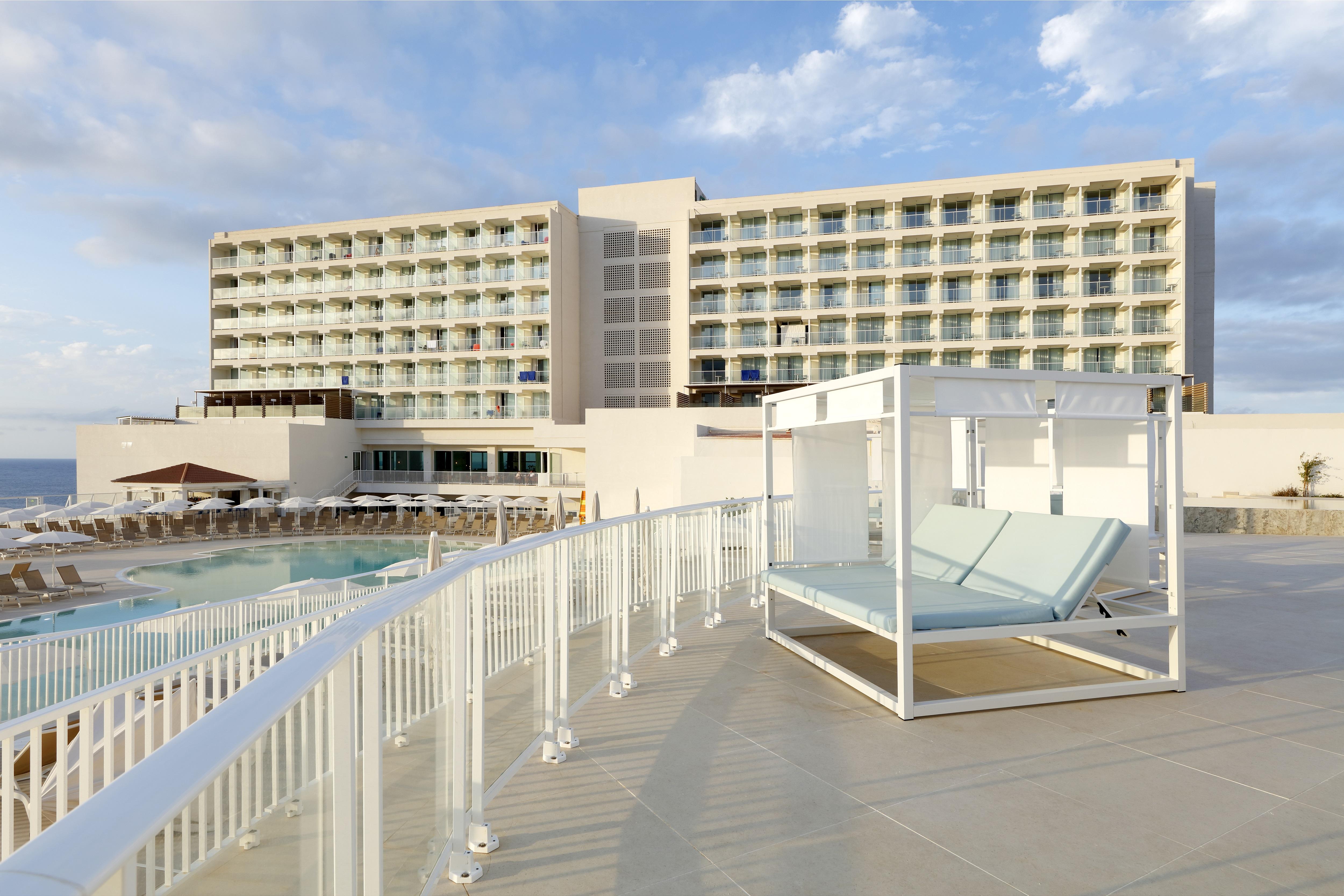 Hotel Palladium Menorca Arenal d'en Castell