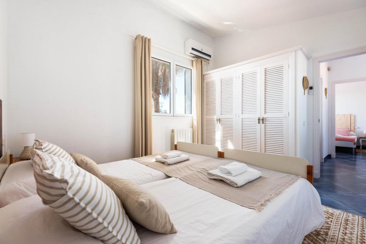 Roxana 3 Bedroom Villa, Es Castell Villa