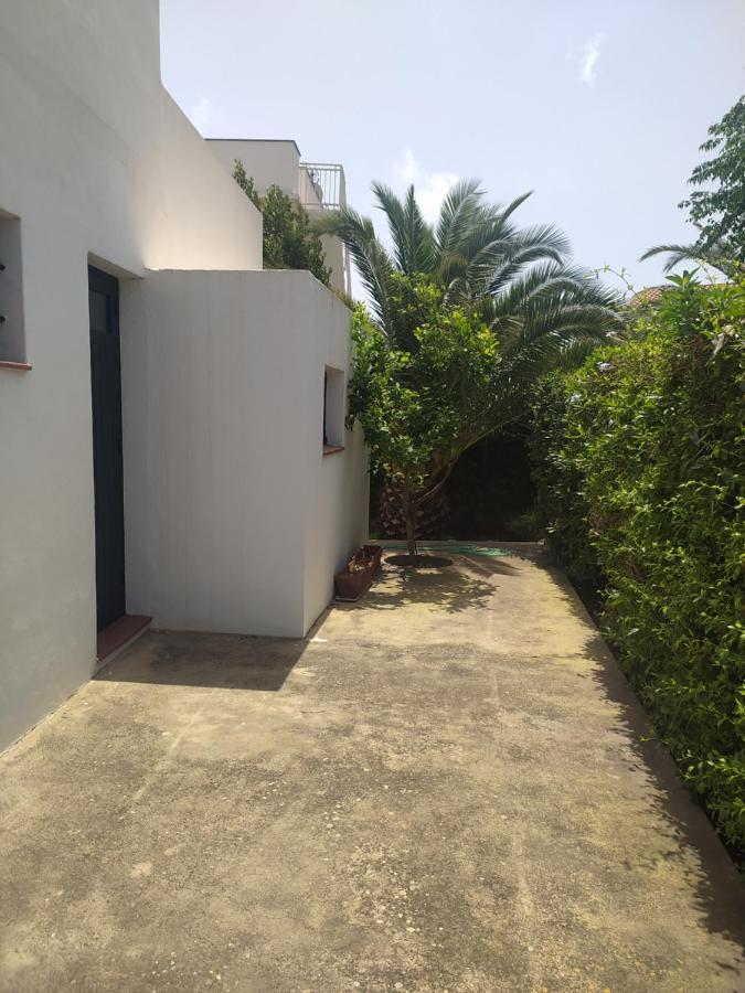 Casa Familiar Con Piscina, Cerca De La Playa *