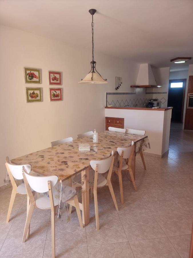 Casa Familiar Con Piscina, Cerca De La Playa *
