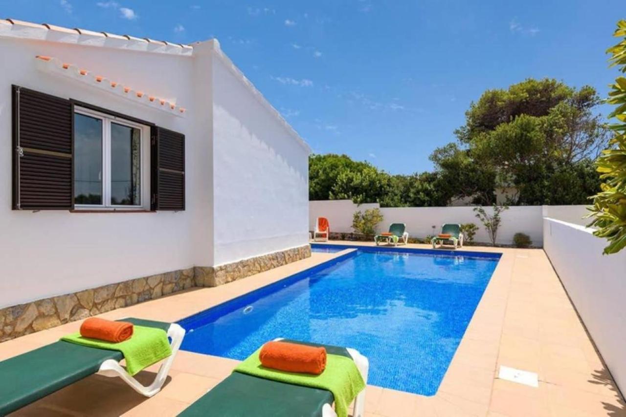 Claudia Menorca Cala En Porter (Menorca)