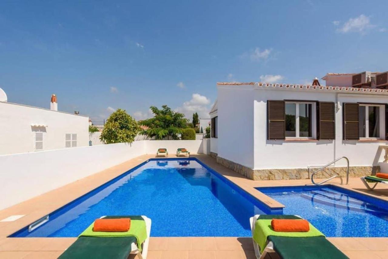 Claudia Menorca Cala En Porter (Menorca)