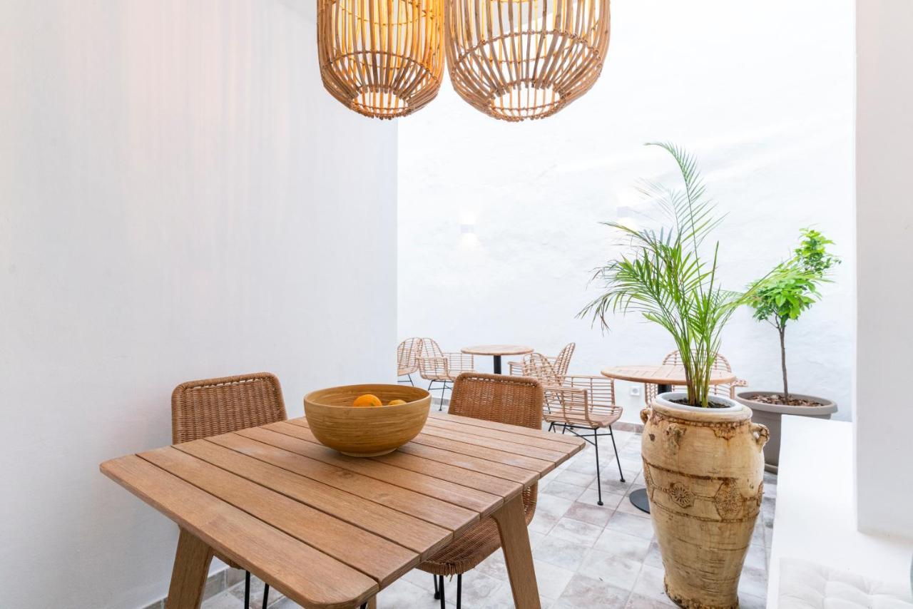 Hotel Encant De Boutique 4*