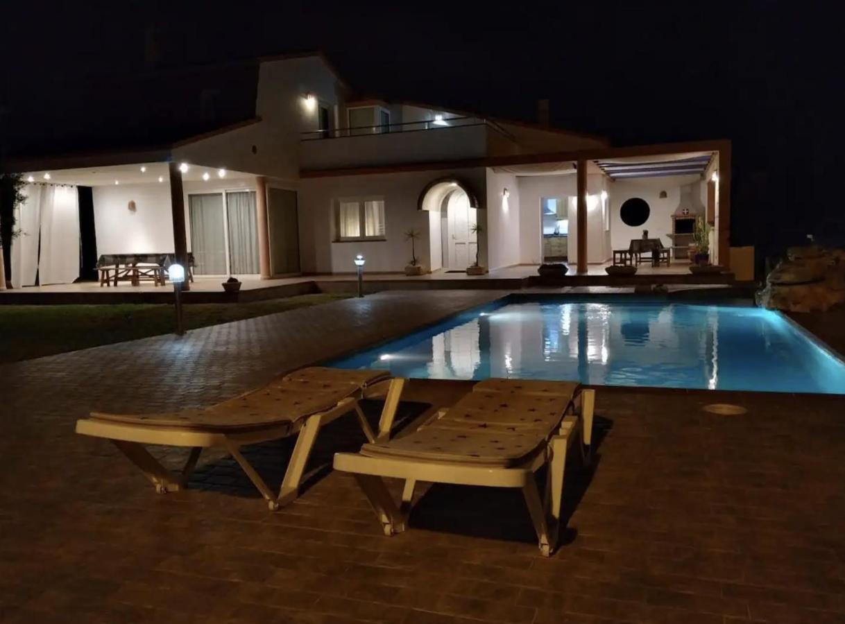 Caules Bagur Villa *