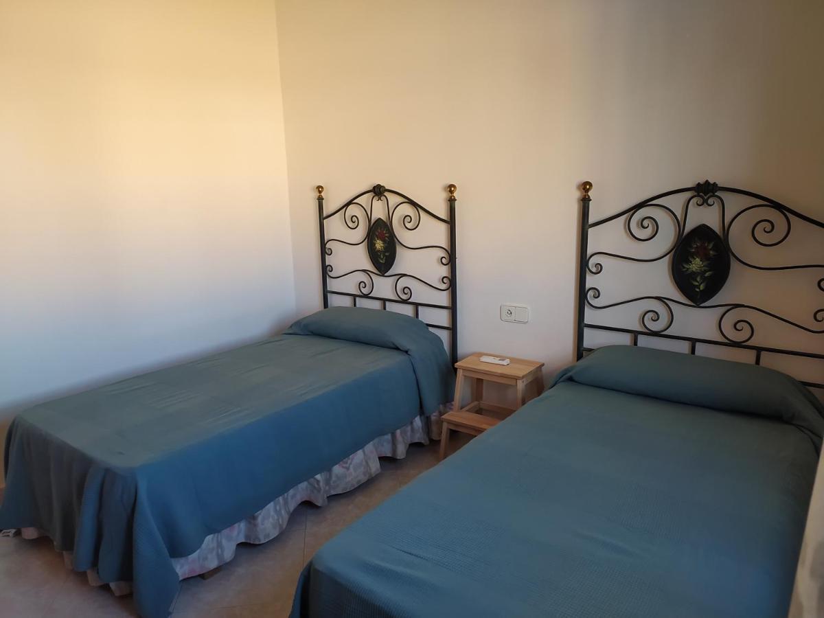 Casa Familiar Con Piscina, Cerca De La Playa *