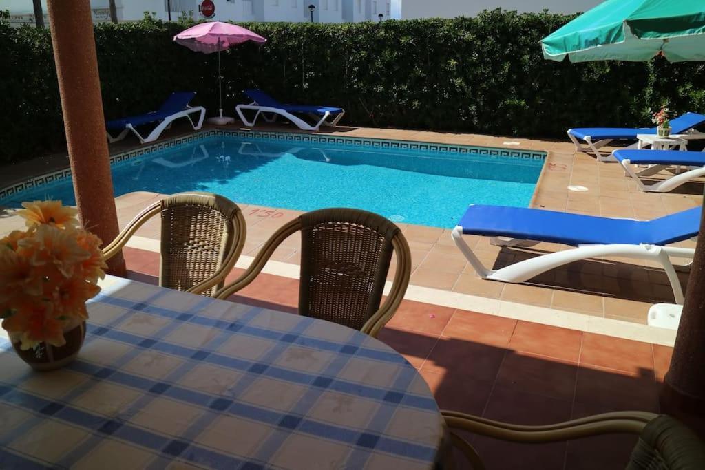 Сasa de vacaciones Spectacular With Swimmingpool In Cala Blanca