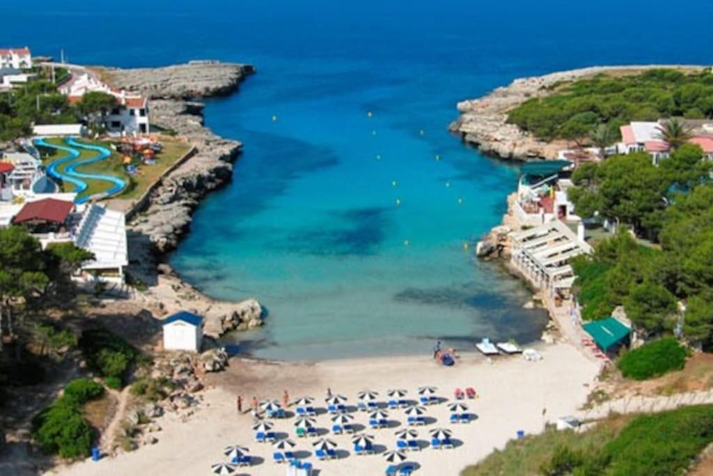 Spectacular With Swimmingpool In Cala Blanca Сasa de vacaciones *