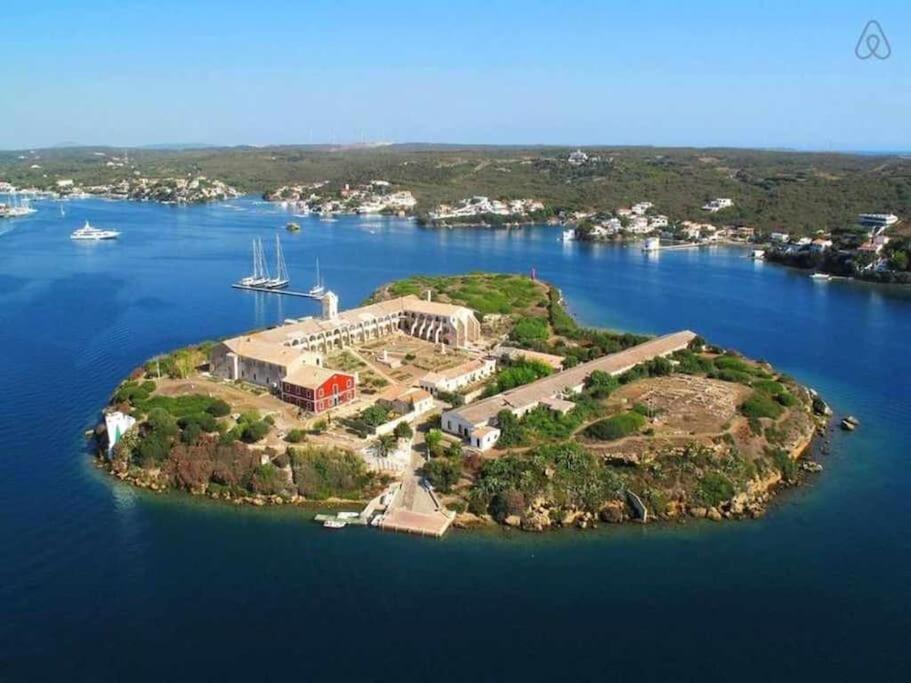 Villa Lantana Lujo Y Estilo Con Vistas únicas Al Puerto De Mahón