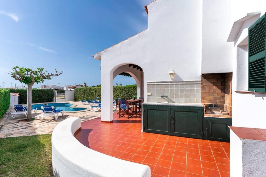 Menorcan Villa, Seaviews, Private Pool & Lush Yard * Cala'N Bosch (Menorca)
