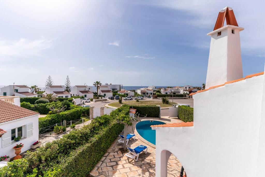 Menorcan Villa, Seaviews, Private Pool & Lush Yard