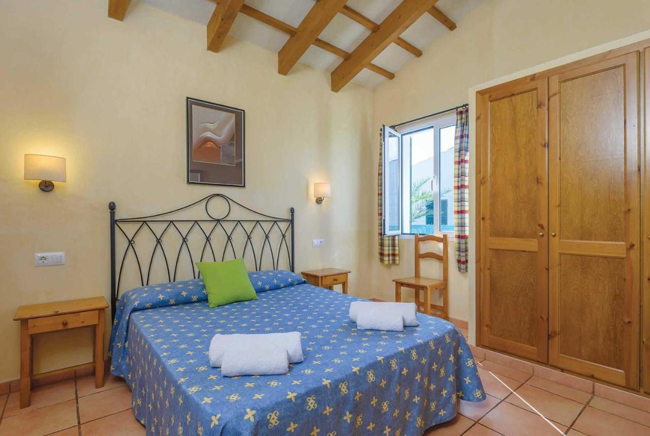 Sullastres Villa *
