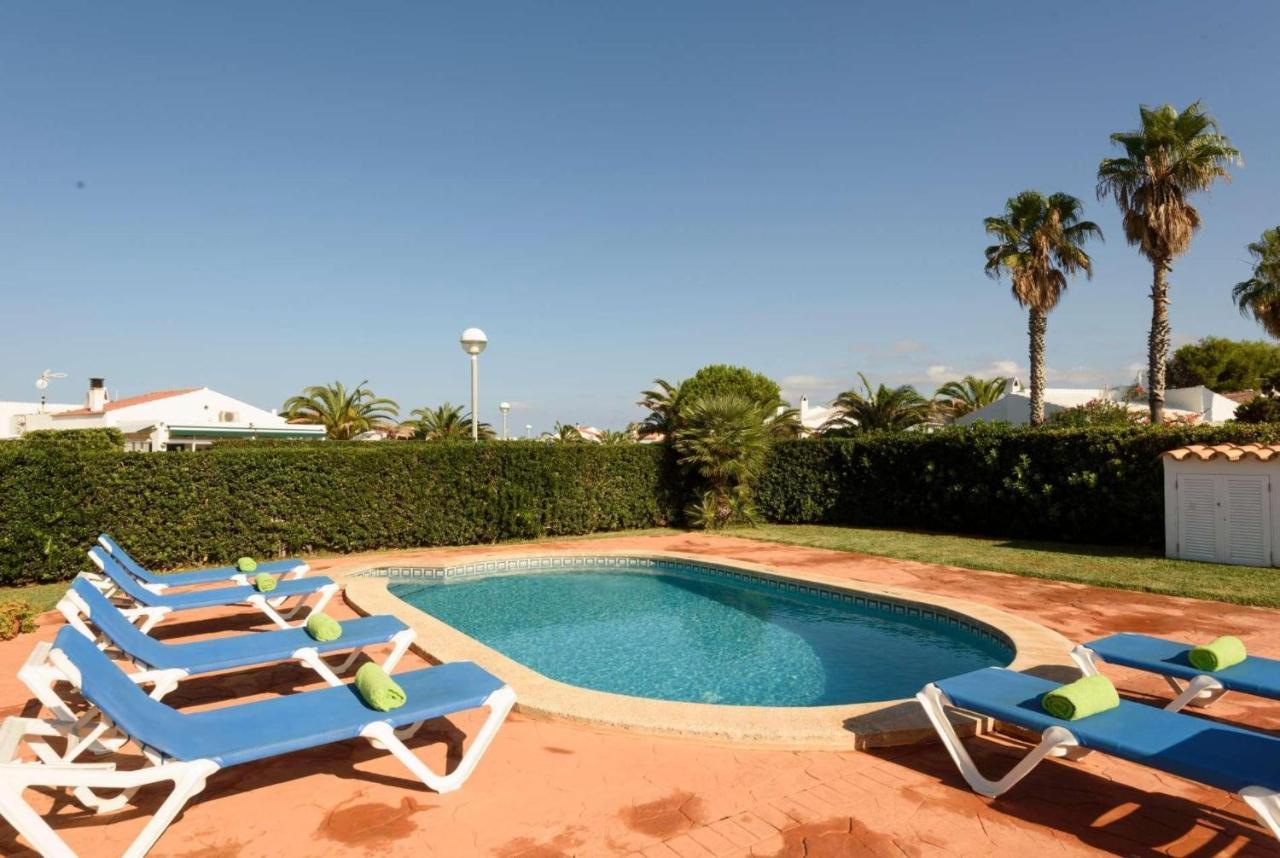 Sullastres Villa *