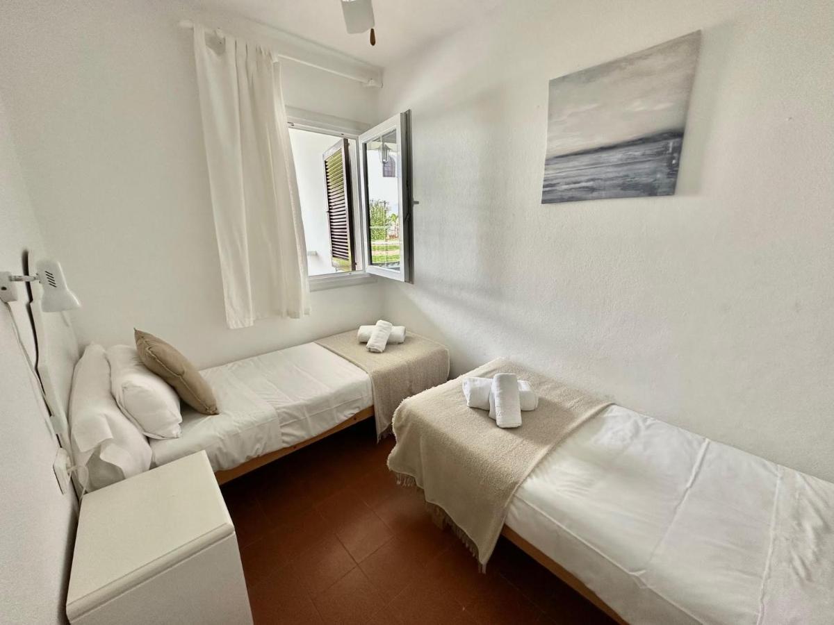 Ca Mestral Urbanización Típica Menorquina. Apartamento Son Bou