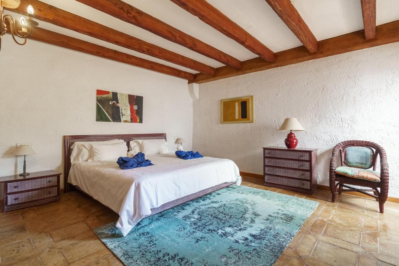 Villa De Lujo En Playa De Fornells