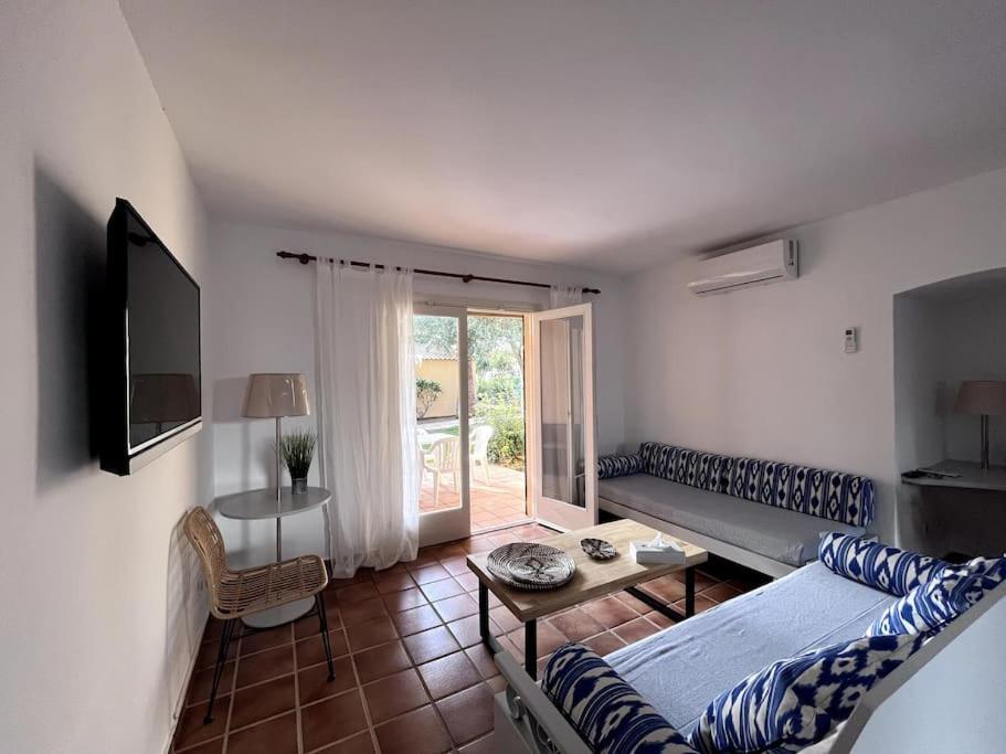 Holiday home Magnifico Duplex Con Piscina En Son Xoriguer A 80m De La Playa.