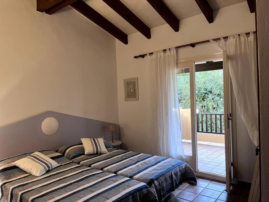Magnifico Duplex Con Piscina En Son Xoriguer A 80m De La Playa.