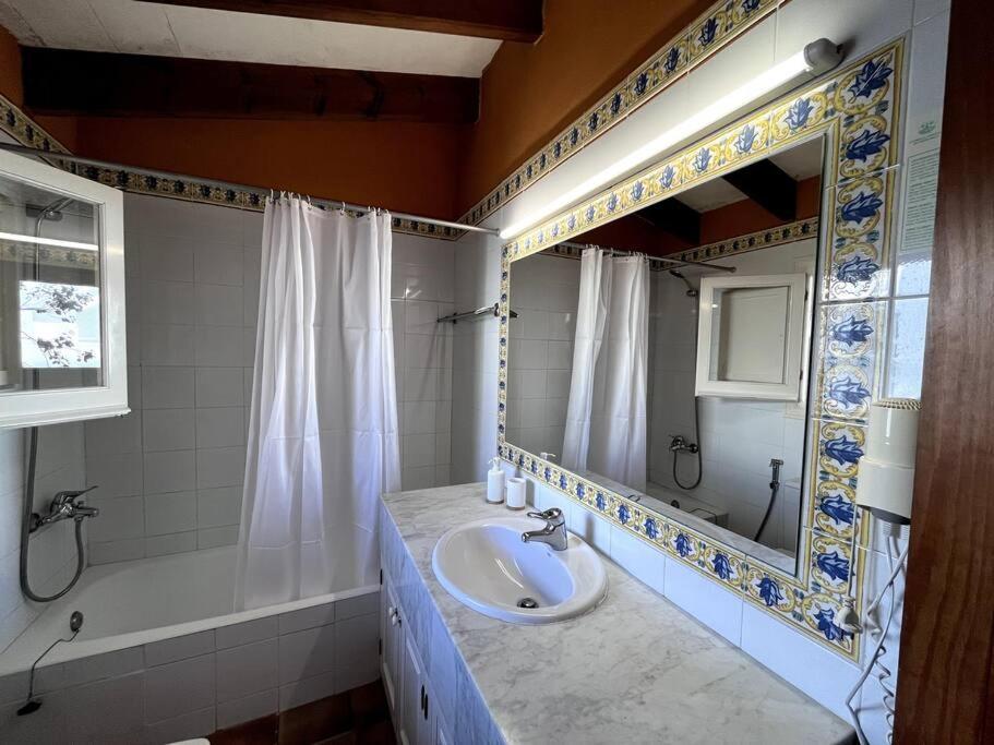 Holiday home Magnifico Duplex Con Piscina En Son Xoriguer A 80m De La Playa. *