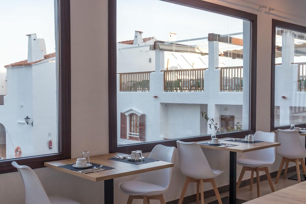 Comitas Tramontana Park Aparthotel 3*