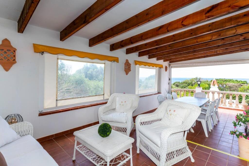 Casa Honiol, Private And Spacious With Sea Views