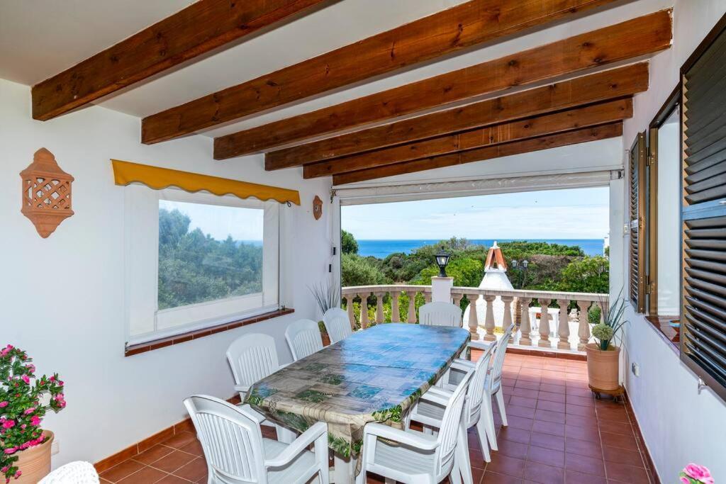 Casa Honiol, Private And Spacious With Sea Views