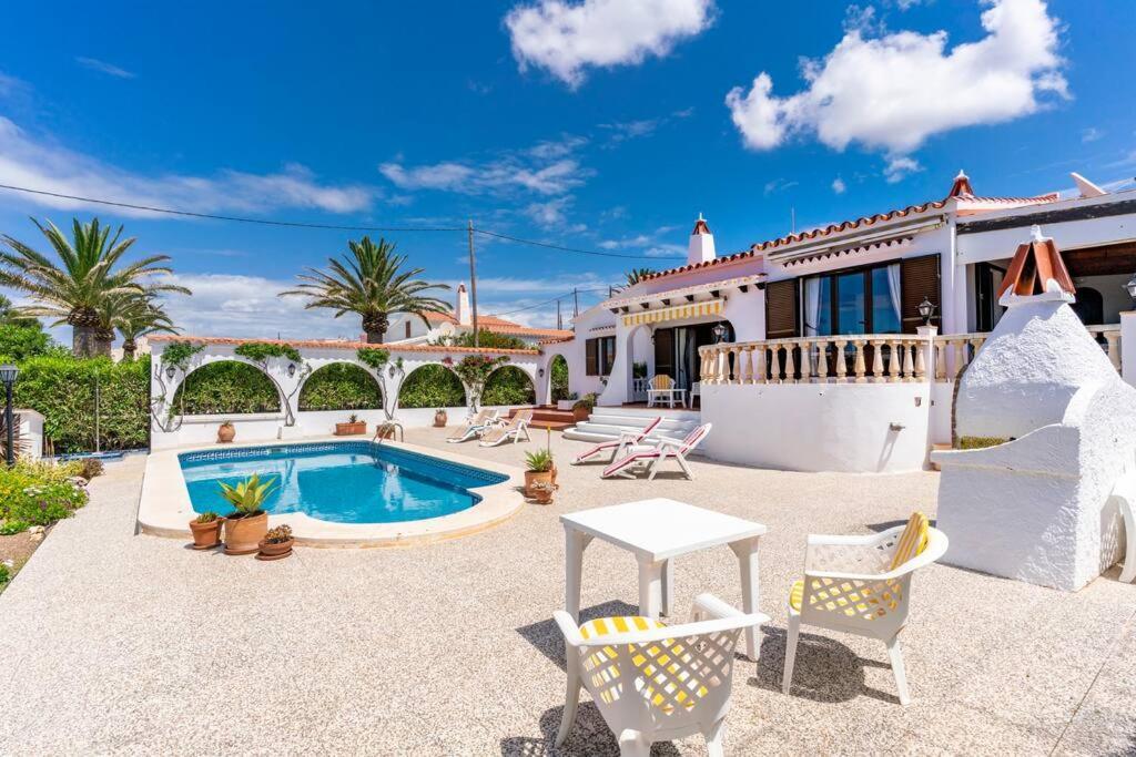 Villa Casa Honiol, Private And Spacious With Sea Views Cala En Porter (Menorca)