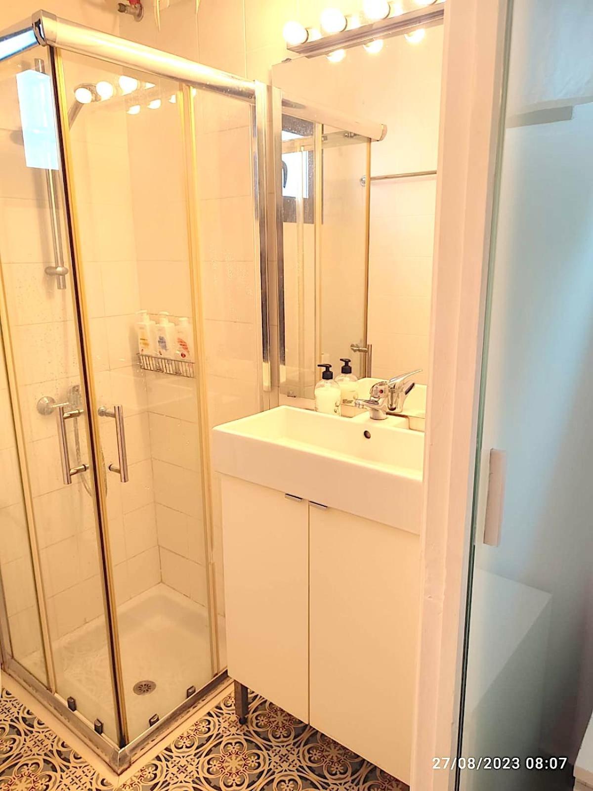 Apartment 4