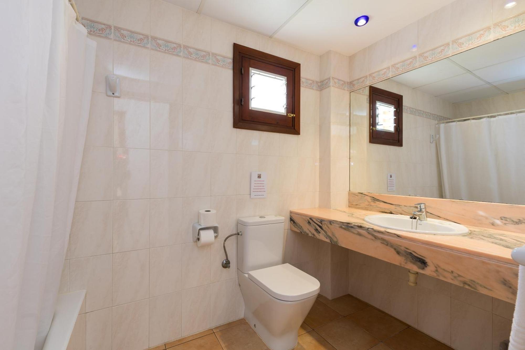 Casa Del Sol Apartment Cala Blanca (Menorca)