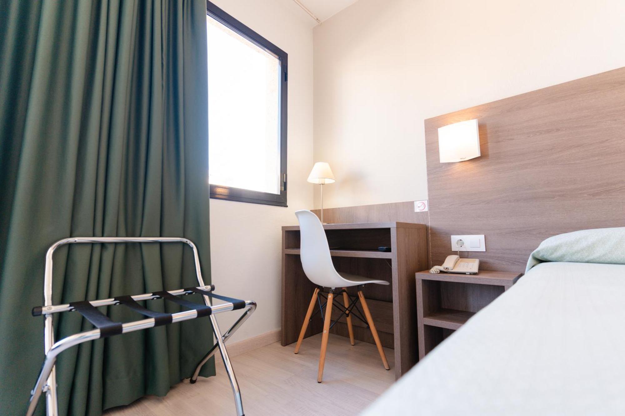 Aparthotel Loar Ferreries