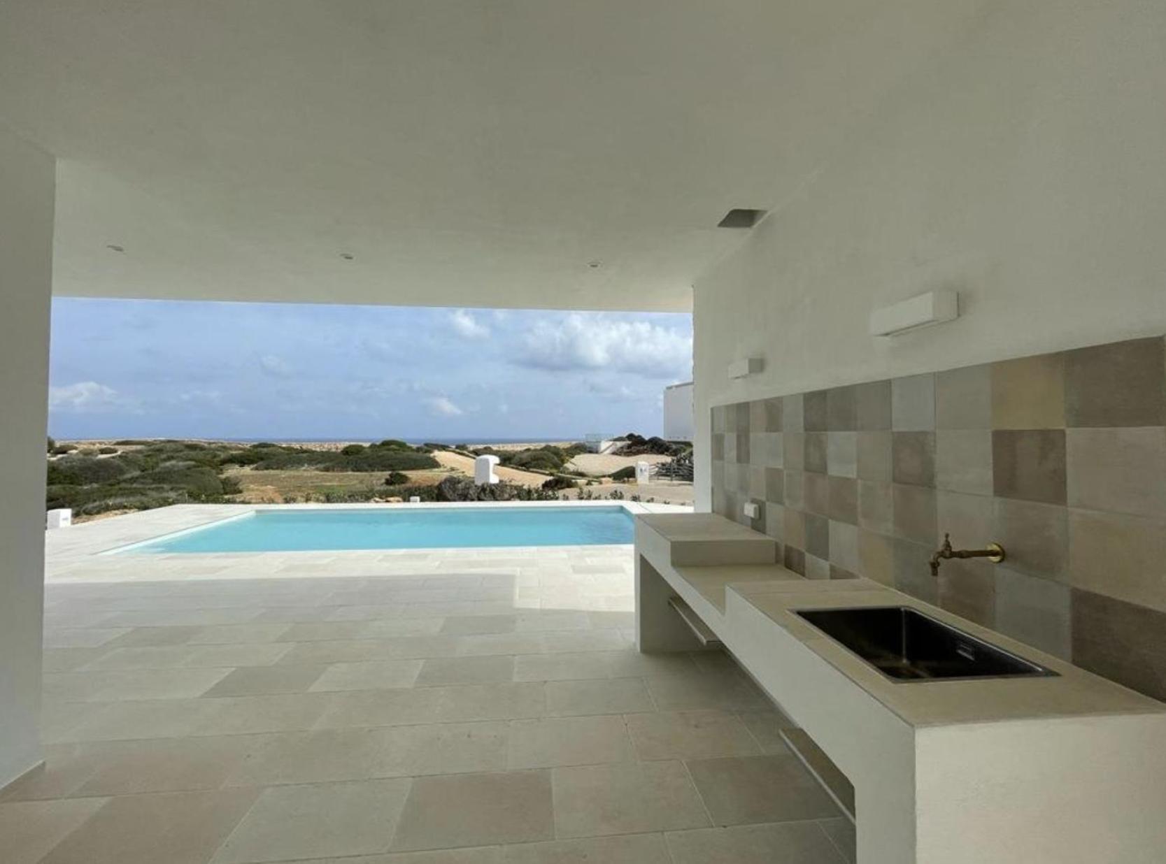 Islander Cala Morell