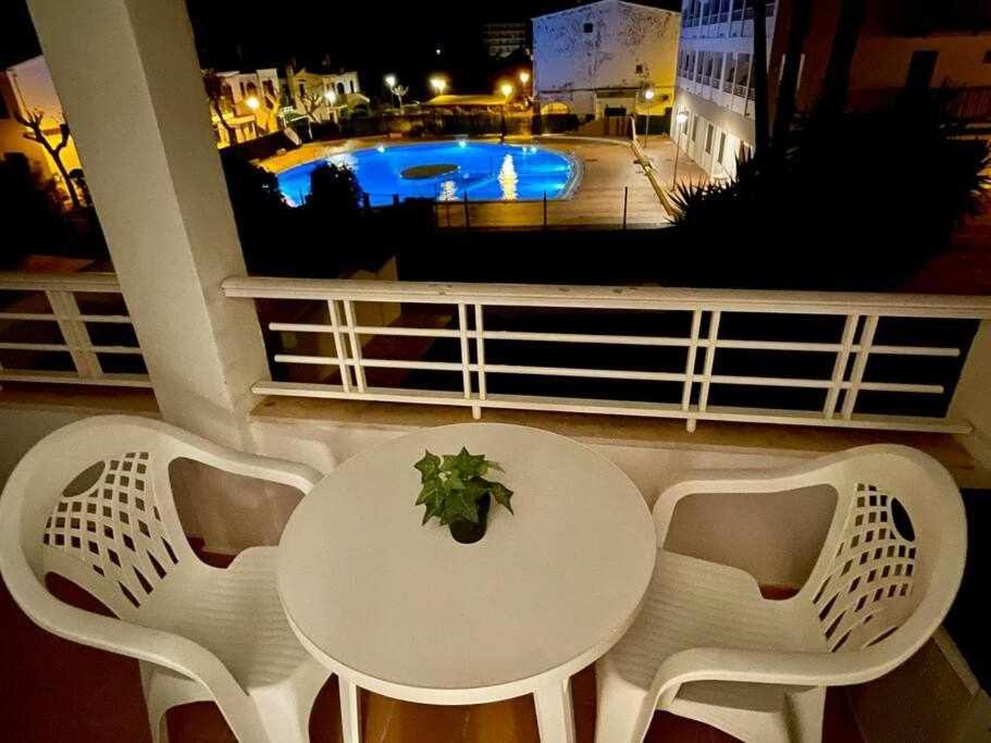 Pregonda Con Piscina Y Junto A Playa Apartamento Cala'N Blanes (Menorca)
