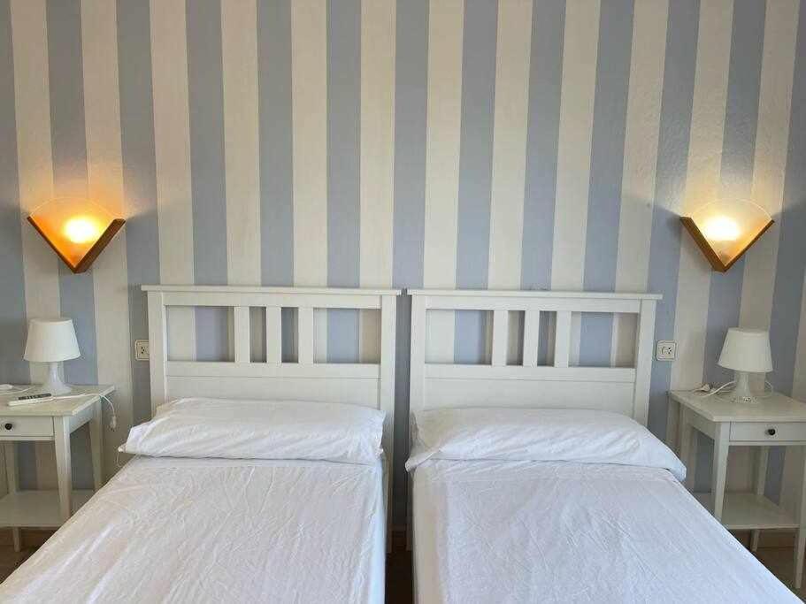 Pregonda Con Piscina Y Junto A Playa Apartamento *