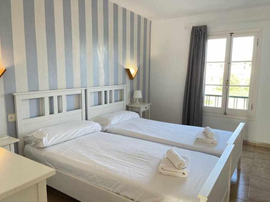 Pregonda Con Piscina Y Junto A Playa Apartamento Cala'N Blanes (Menorca)