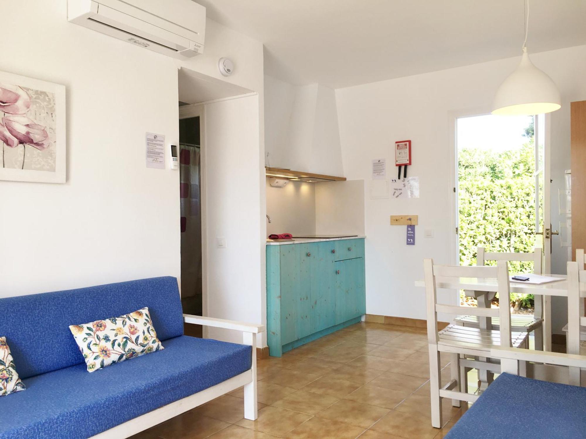 Nure Cel Blau Cala'N Bosch (Menorca)