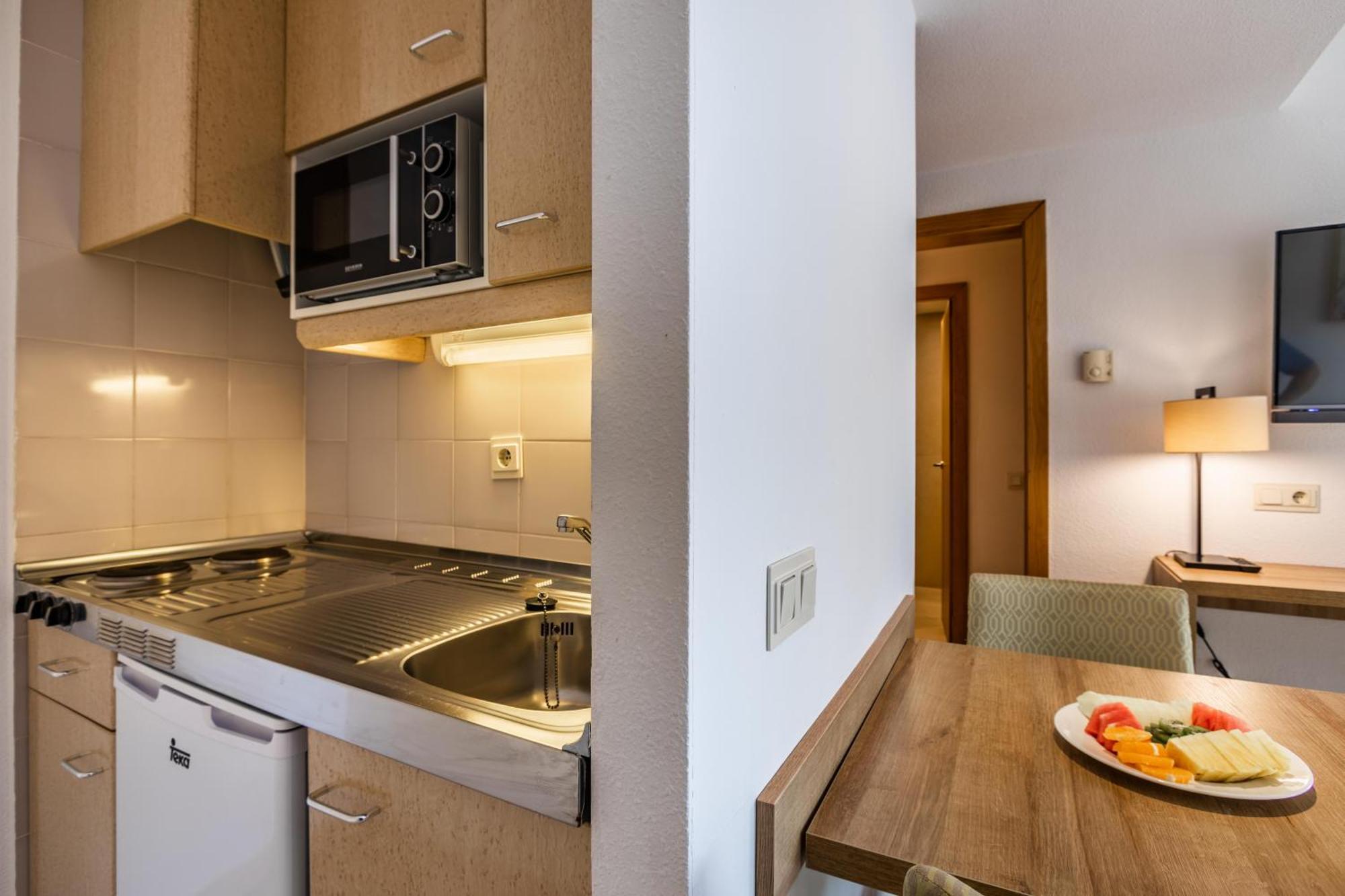 Zafiro Menorca Apartahotel Cala'N Bosch (Menorca)