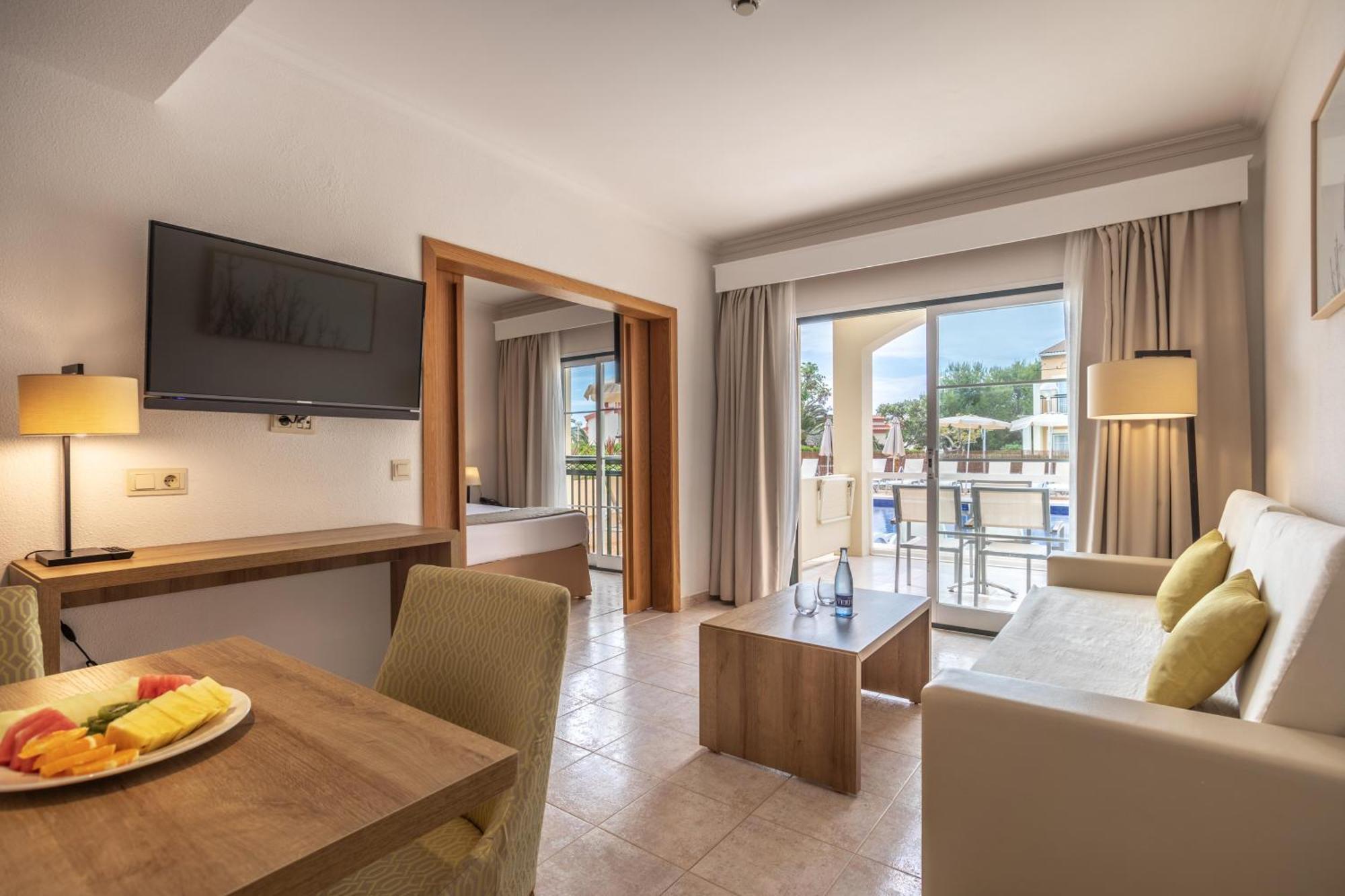 Zafiro Menorca 4* Cala'N Bosch (Menorca)