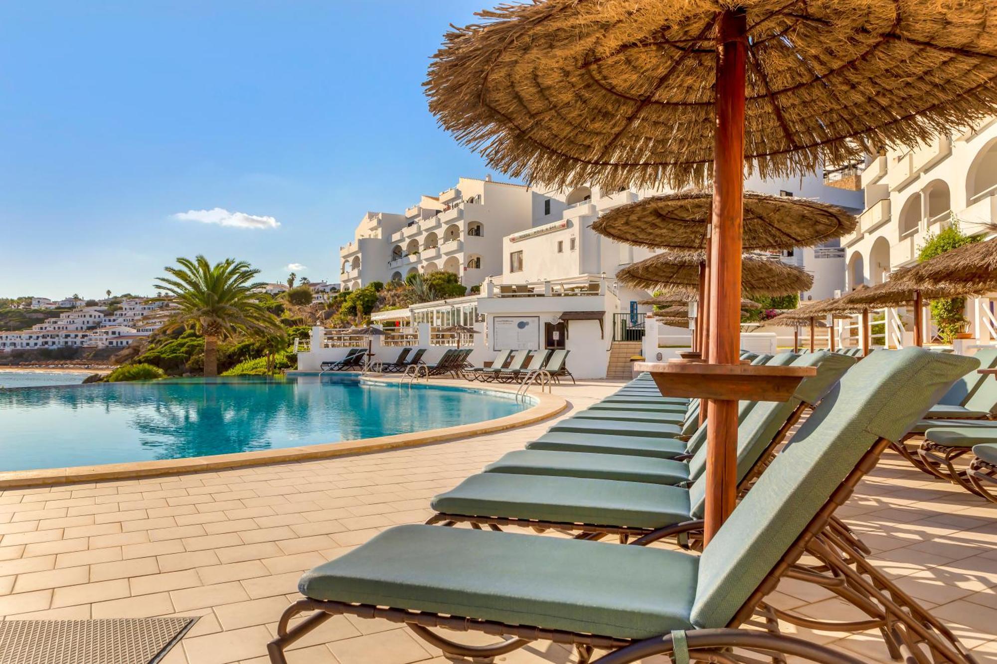 White Sands Club Aparthotel