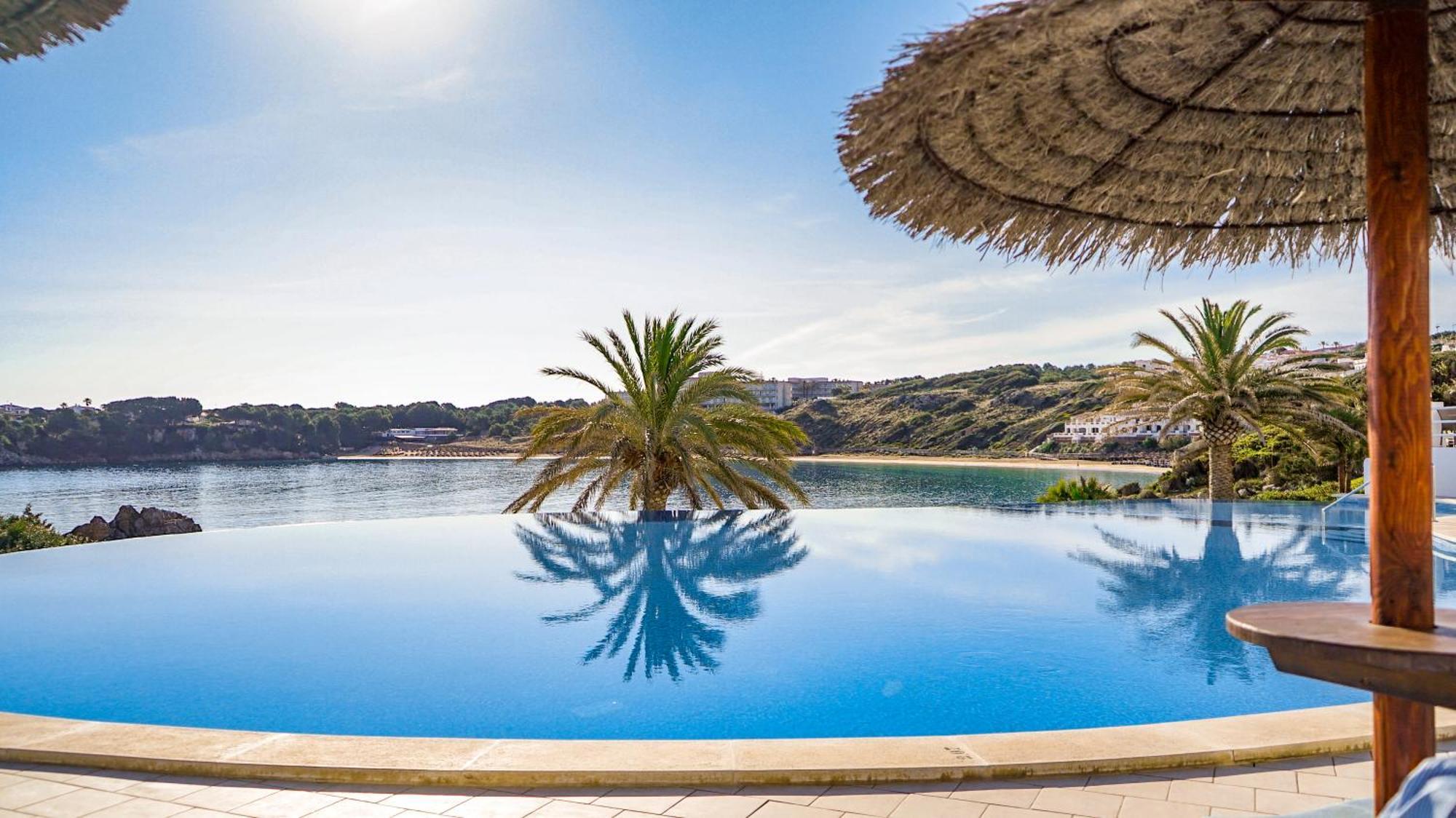 White Sands Club Aparthotel
