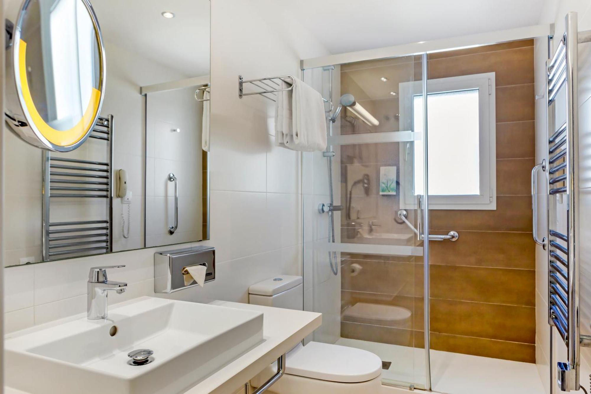 Aparthotel White Sands Club 3*