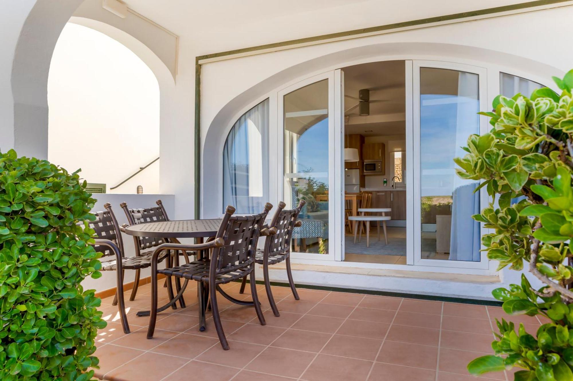 Aparthotel White Sands Club 3*