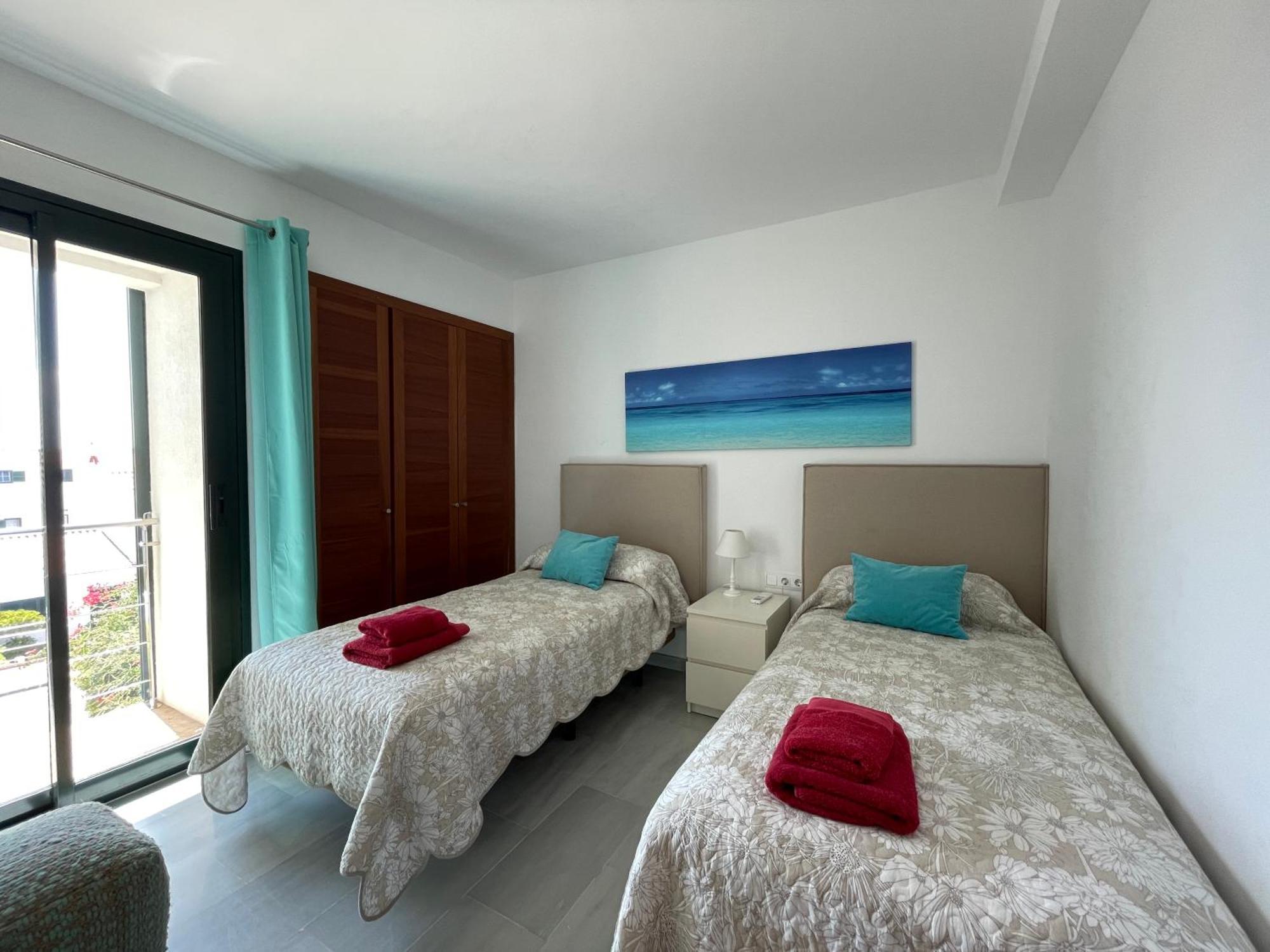 Bahia 28 By Som Menorca *