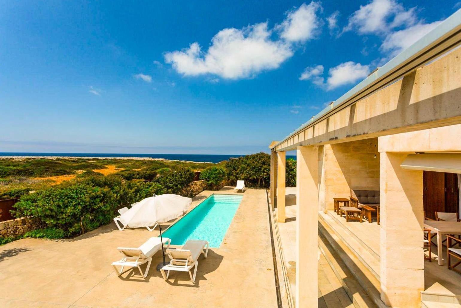 Water Front Shalom Villa Binissafuller