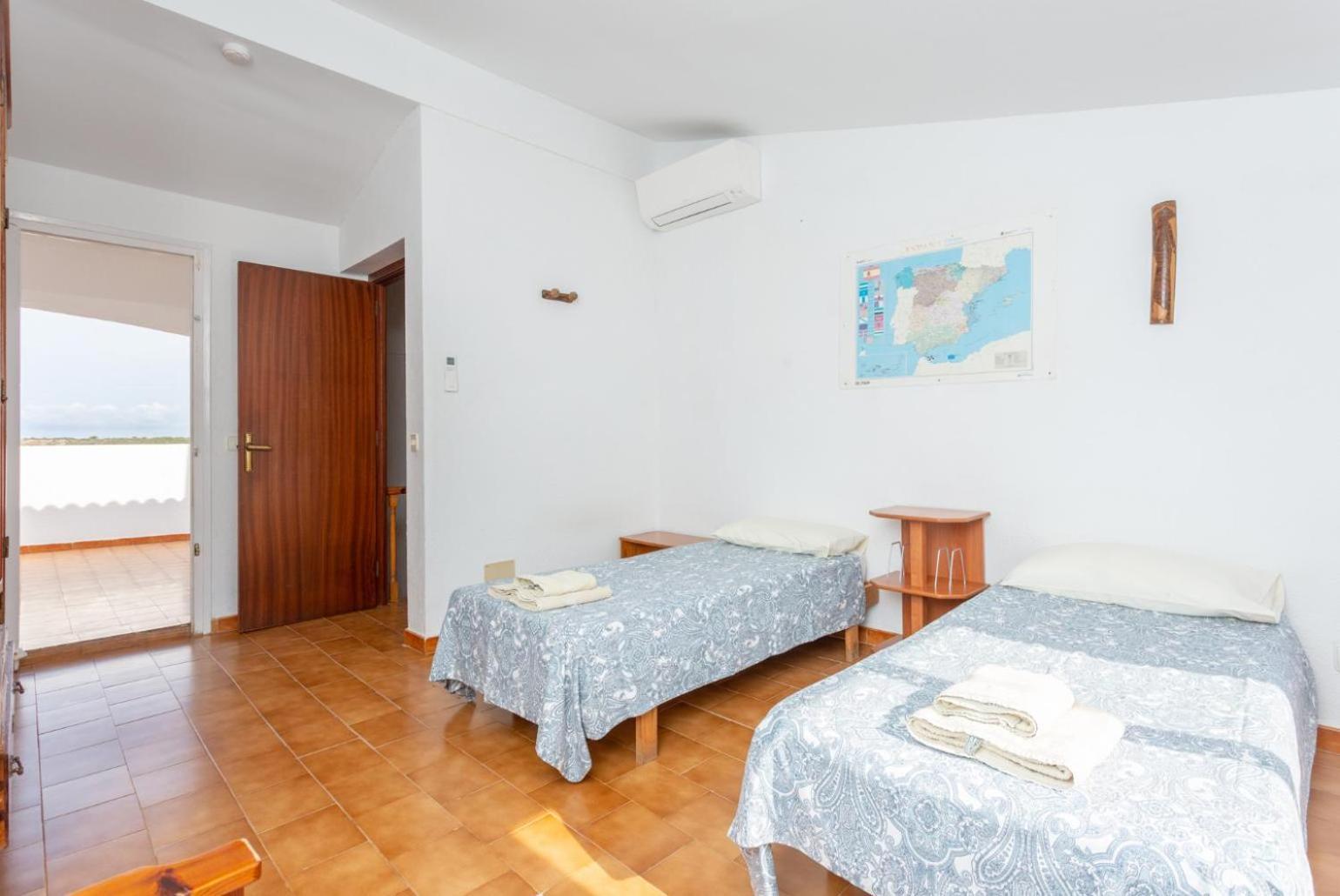 Bini Estrella Villa *