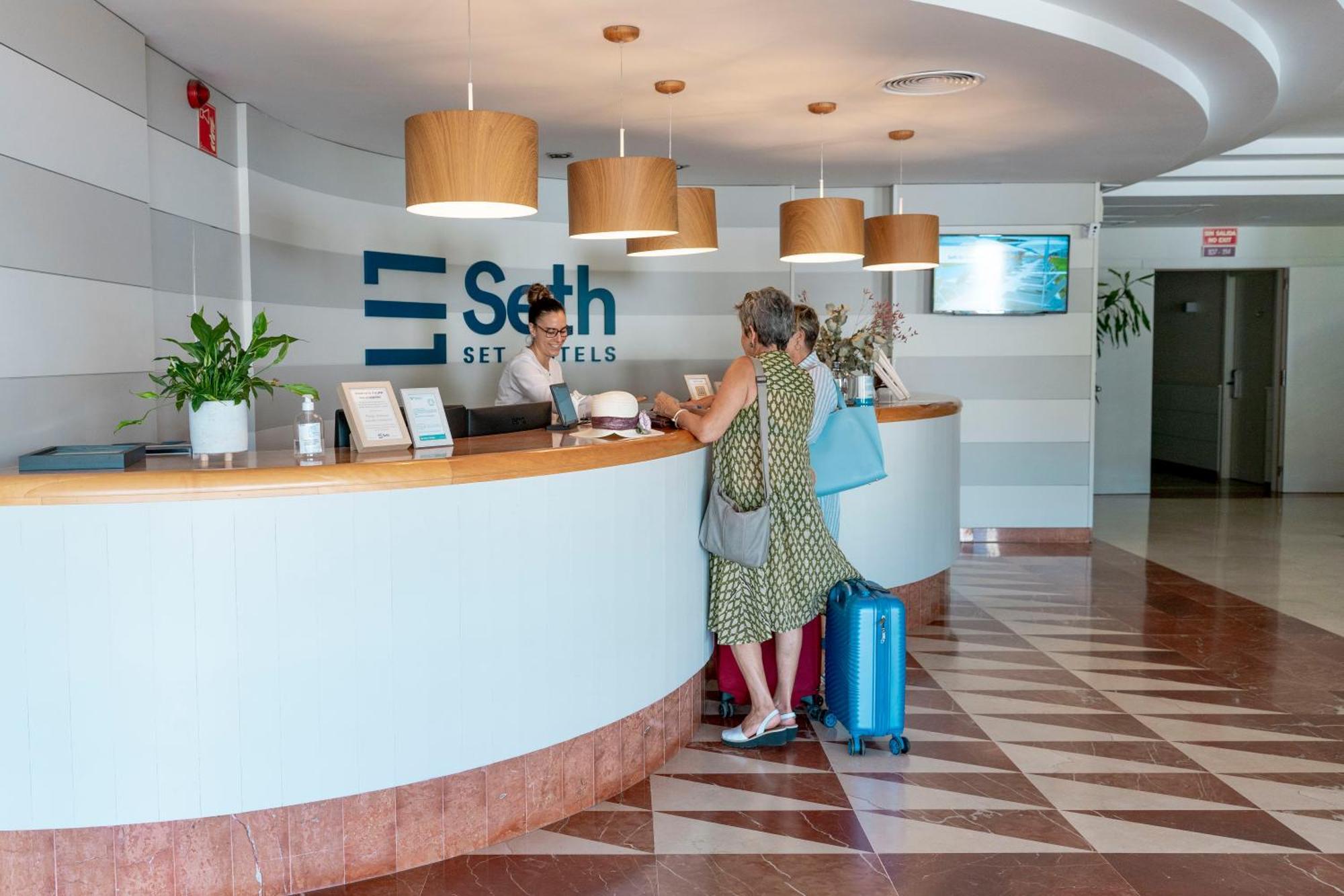 Hotel Seth 4*