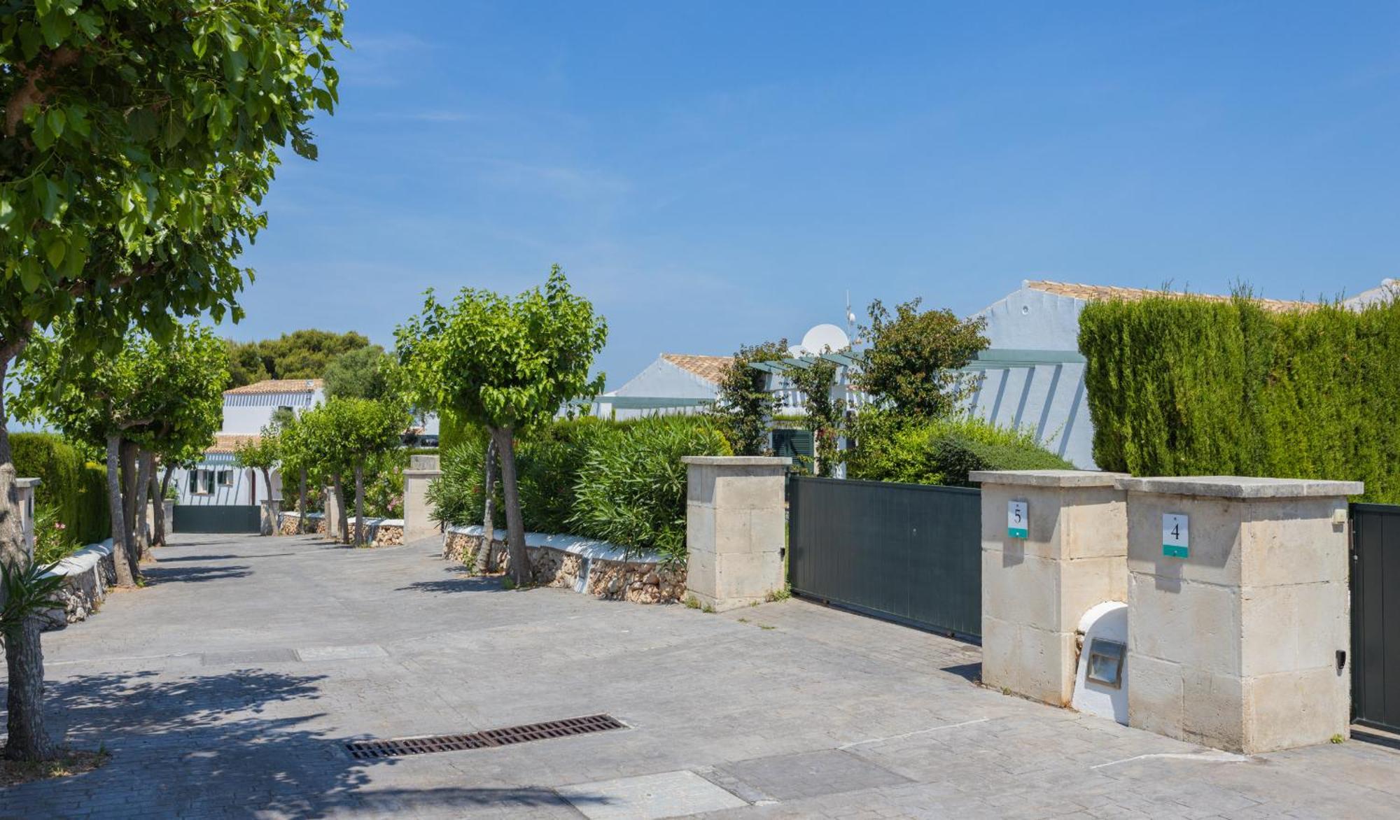 Finesse By Menorcarentals Villa *