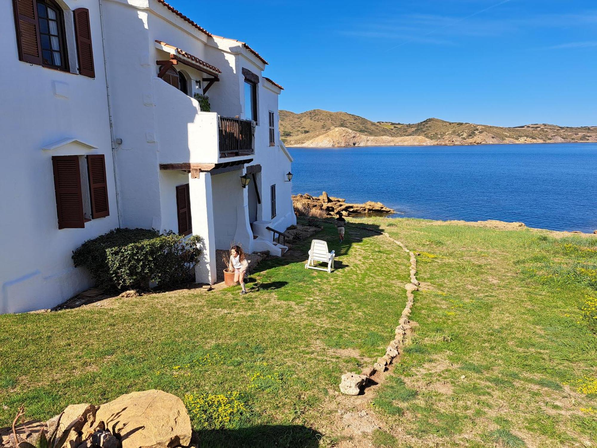 Casa Con Jardin ,vistas Al Mar Y Atardecer En Playas De Fornells Es Mercadal