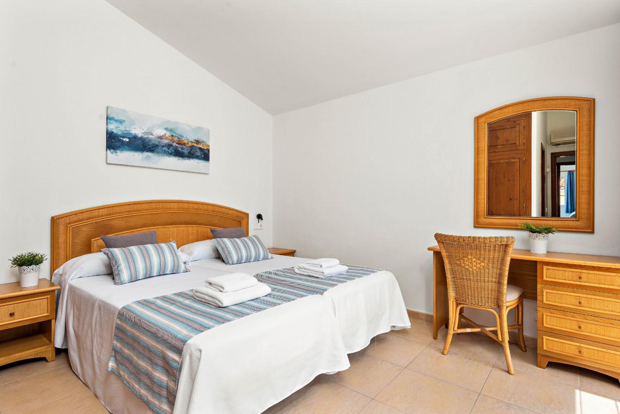 Cala Galdana Villa