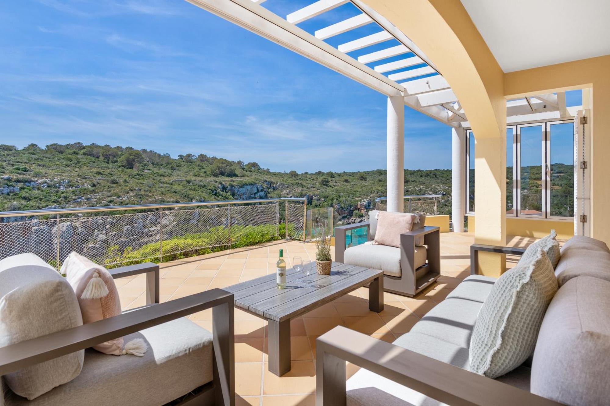 Villa La Quinta By Menorca Vacations